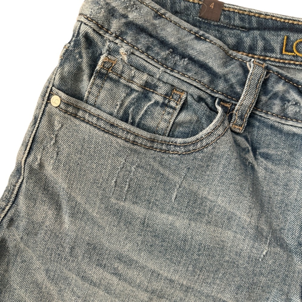 Lauren Conrad Light Wash Distressed Rolled Cuff Jean Shorts 4 - Picture 3 of 13